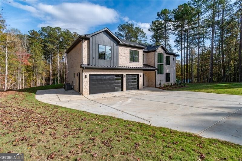 2861 Tree Top RD