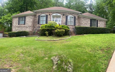 Photo of 3650 High Point Lane SW, South Fulton, GA 30331 (MLS # 10592085)