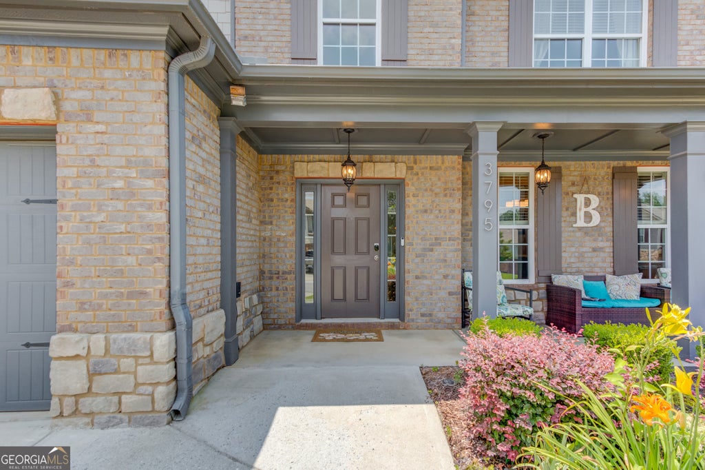 Photo of 3795 Alden Place, Cumming, GA 30028 (MLS # 10794382)