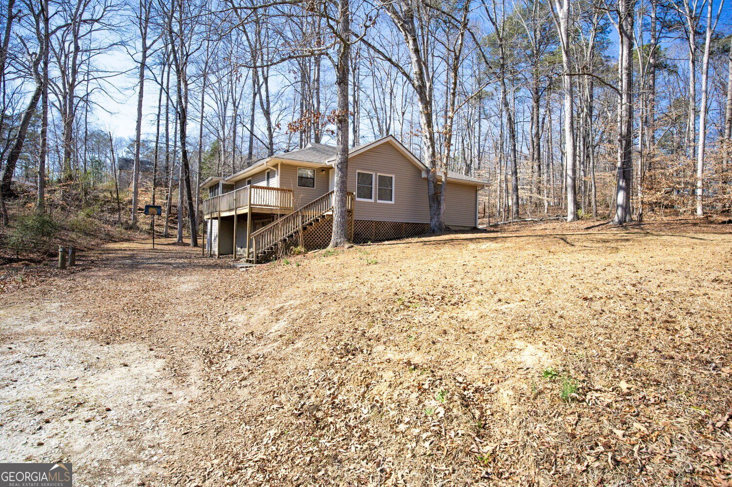 3939 Hillside LN