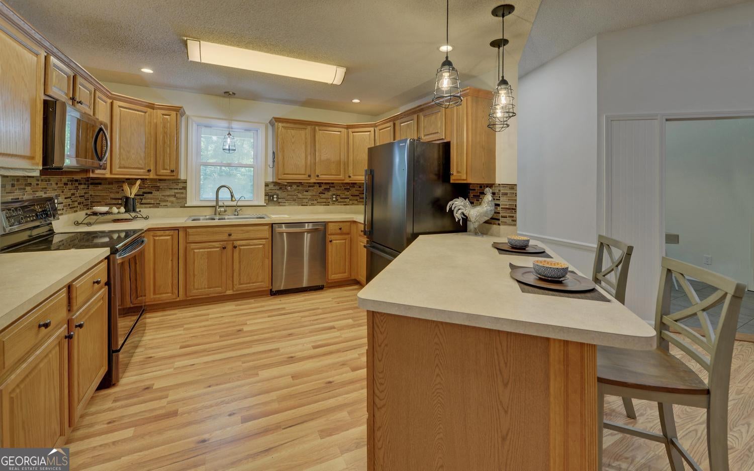 567 Cedar Pond RD