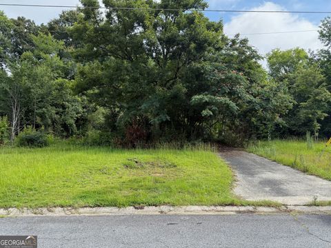 2801 Deeb DR Macon GA 31206