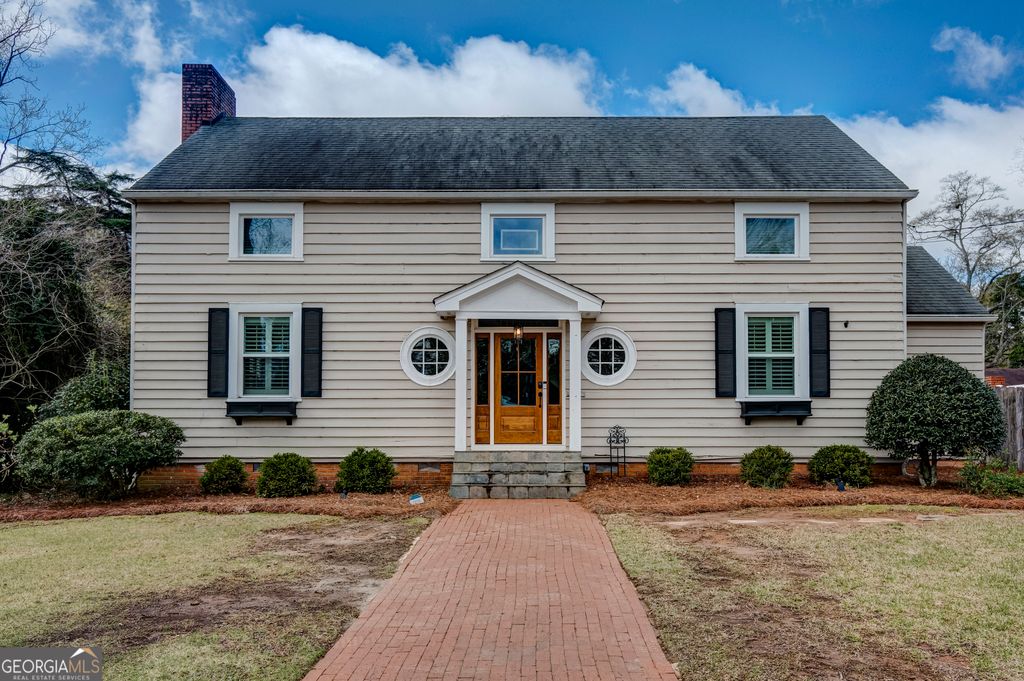 Photo of 711 Maple Drive, Griffin, GA 30224 (MLS # 10709710)