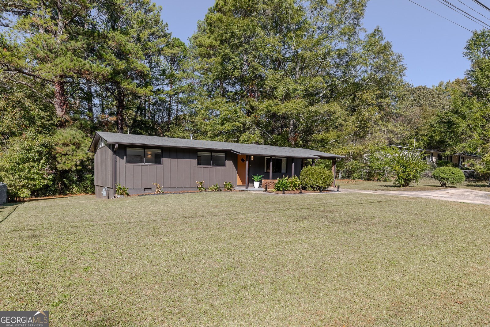 Sherwood Forest - Residential Lease