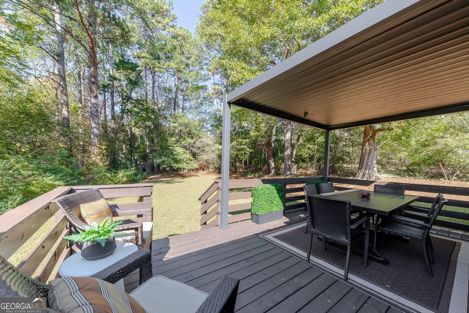 Sherwood Forest - Residential Lease