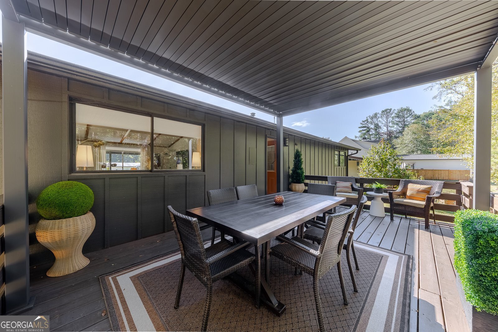 Sherwood Forest - Residential Lease