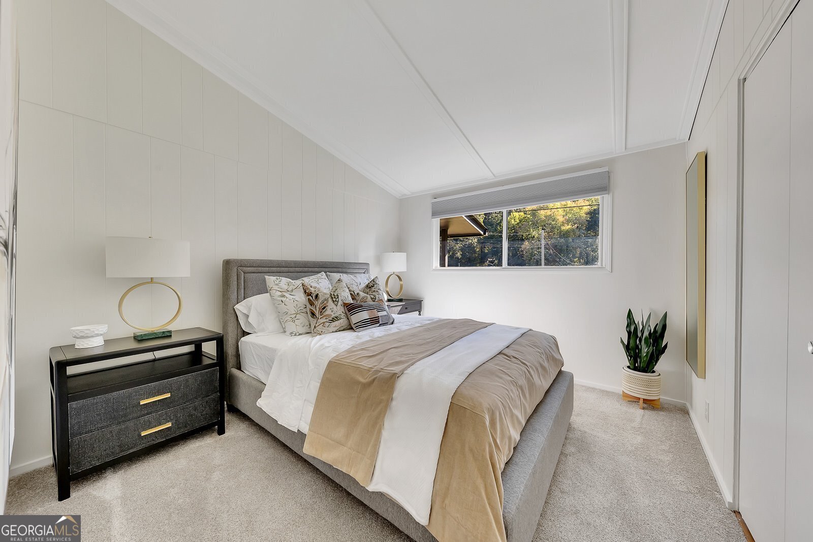 Sherwood Forest - Residential Lease