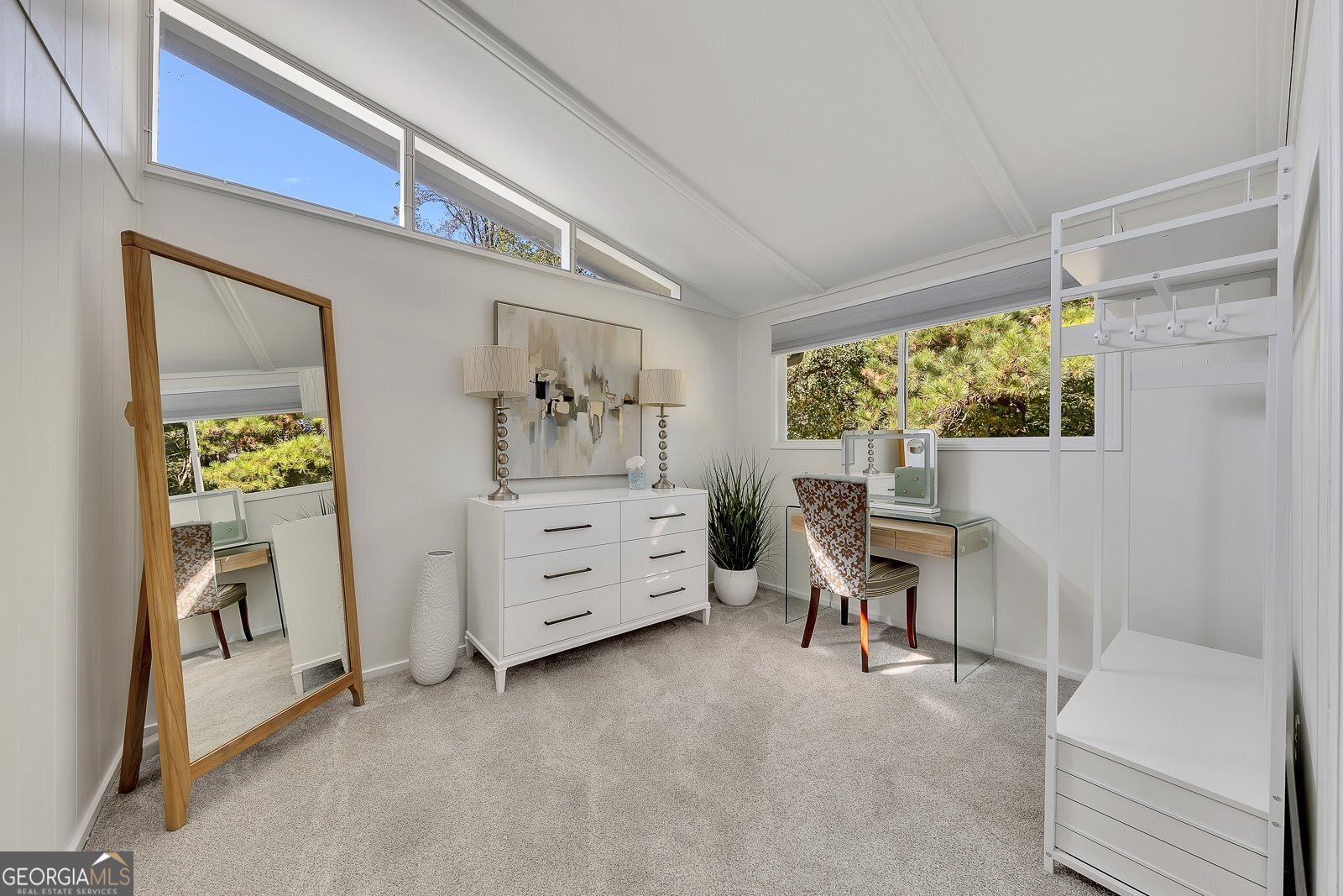 Sherwood Forest - Residential Lease