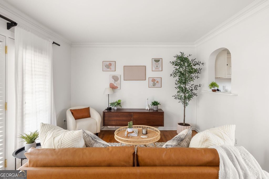 Photo of 311 Peachtree Hills Avenue NE #4D, Atlanta, GA 30305 (MLS # 10656764)