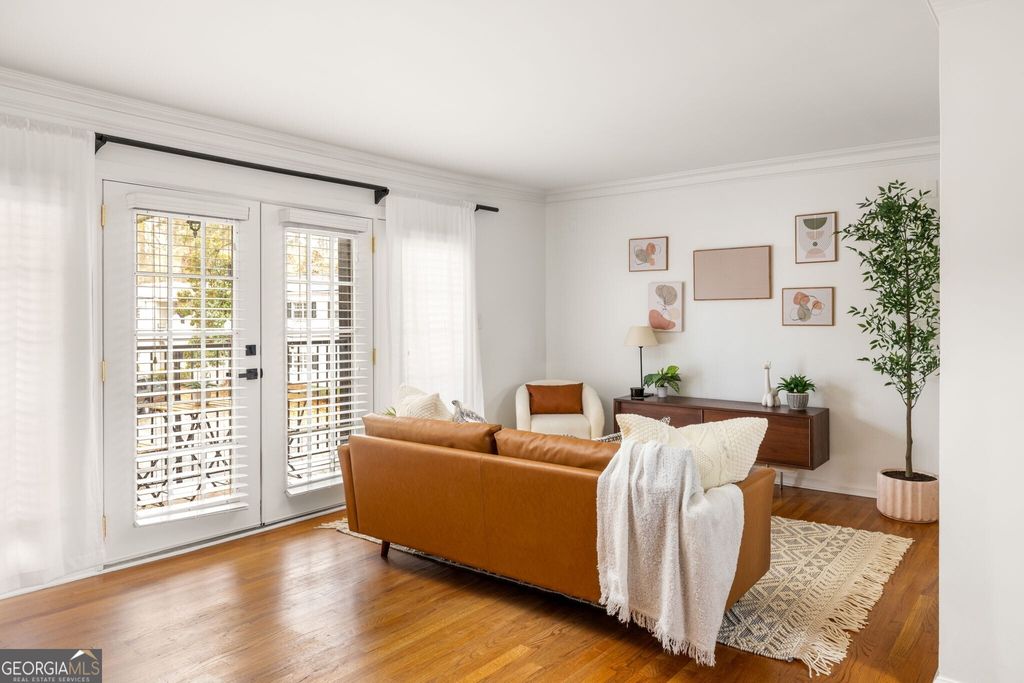 Photo of 311 Peachtree Hills Avenue NE #4D, Atlanta, GA 30305 (MLS # 10656764)