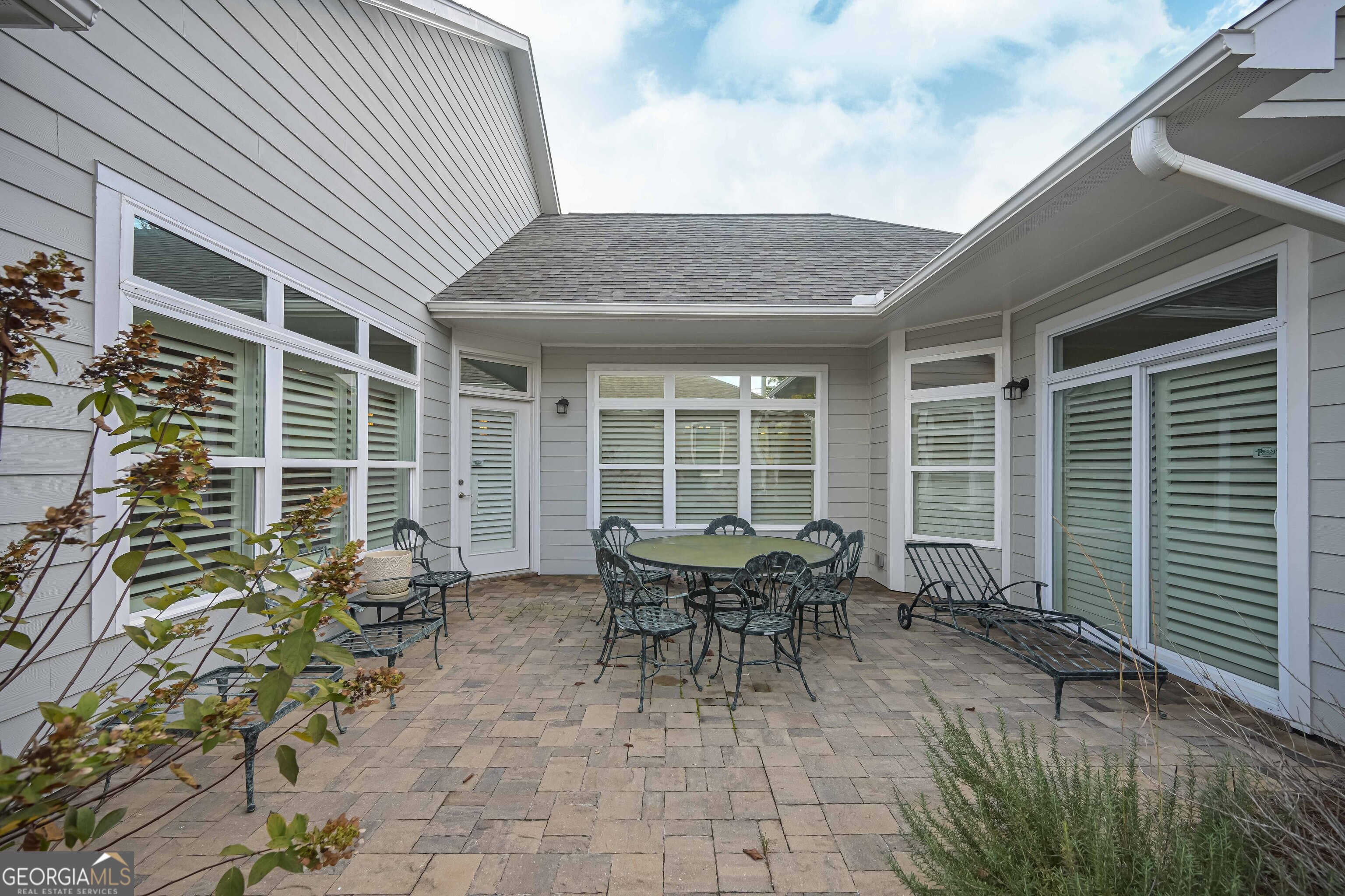 102 Windmill WAY