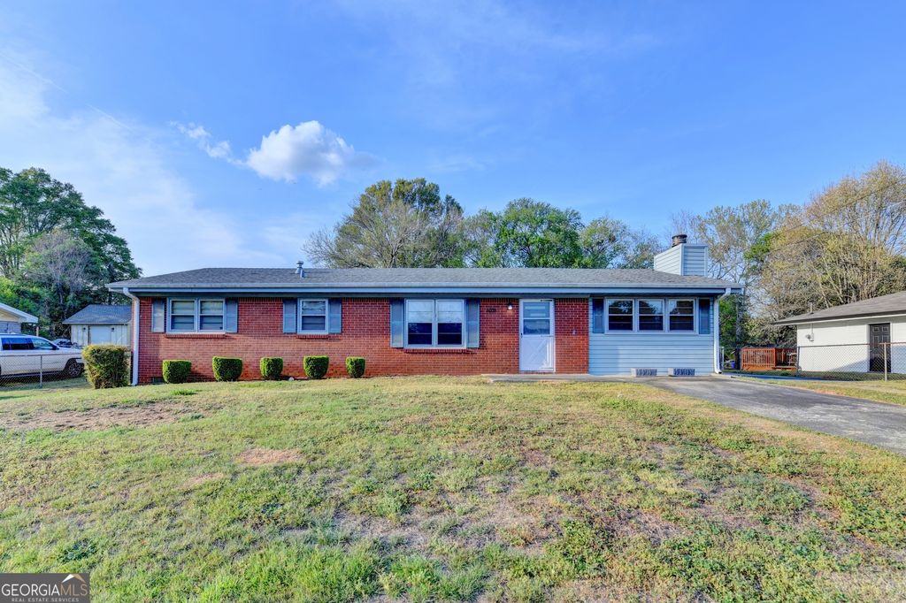 Photo of 1071 Mountain View Road NW, Conyers, GA 30012 (MLS # 10724513)