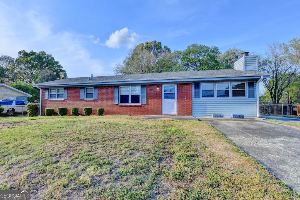 Photo of 1071 Mountain View Road NW, Conyers, GA 30012 (MLS # 10724513)