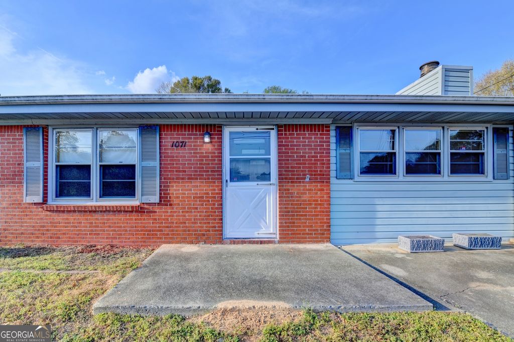 Photo of 1071 Mountain View Road NW, Conyers, GA 30012 (MLS # 10724513)