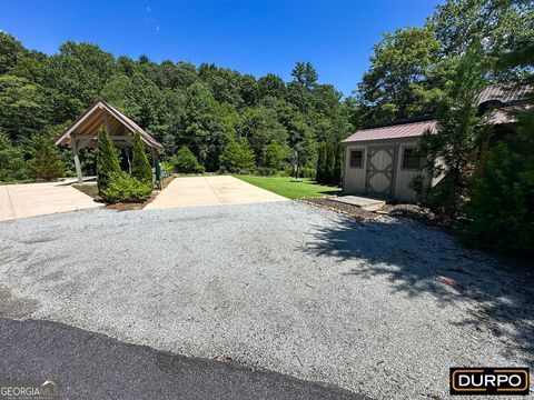 115 Wildflower RD Scaly Mountain NC 28775
