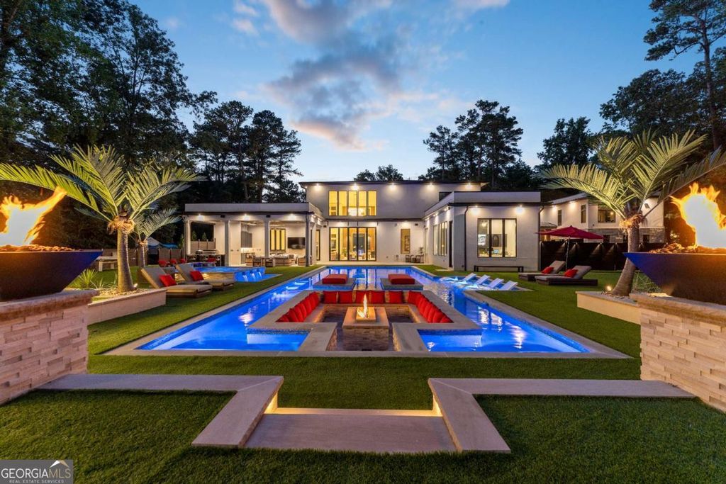 Photo of 1386 Moores Mill Road NW, Atlanta, GA 30327 (MLS # 10770426)
