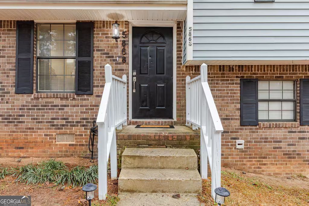 Photo of 5868 Dan Drive, Ellenwood, GA 30294 (MLS # 10738330)