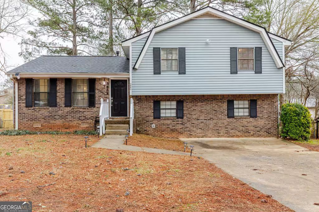 Photo of 5868 Dan Drive, Ellenwood, GA 30294 (MLS # 10738330)