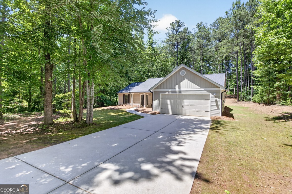 1944 Diamond Ridge DR