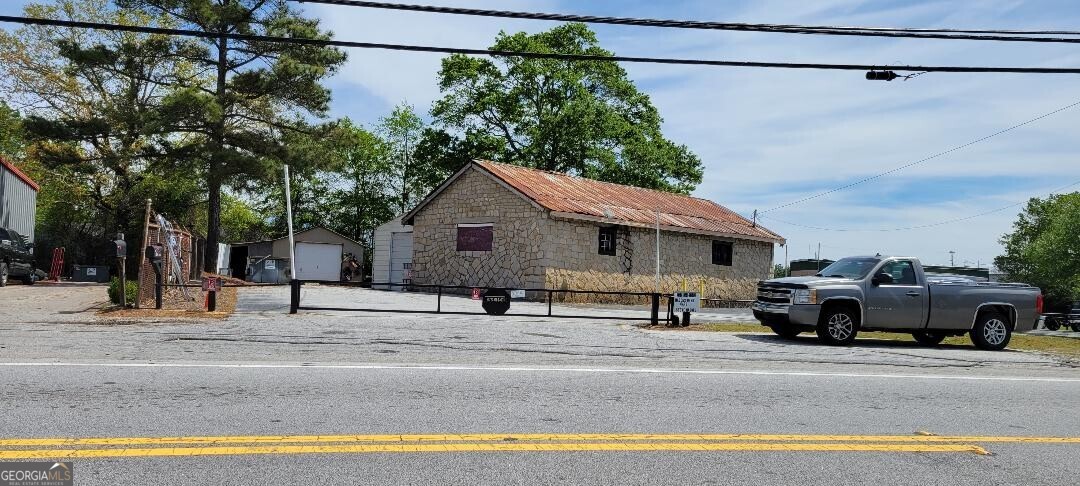 2336 LENORA CHURCH RD