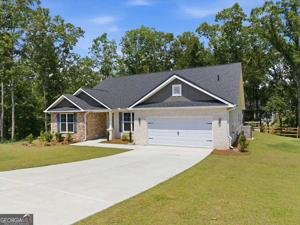 Photo of 3305 Trevi Trail, Douglasville, GA 30135 (MLS # 10802730)