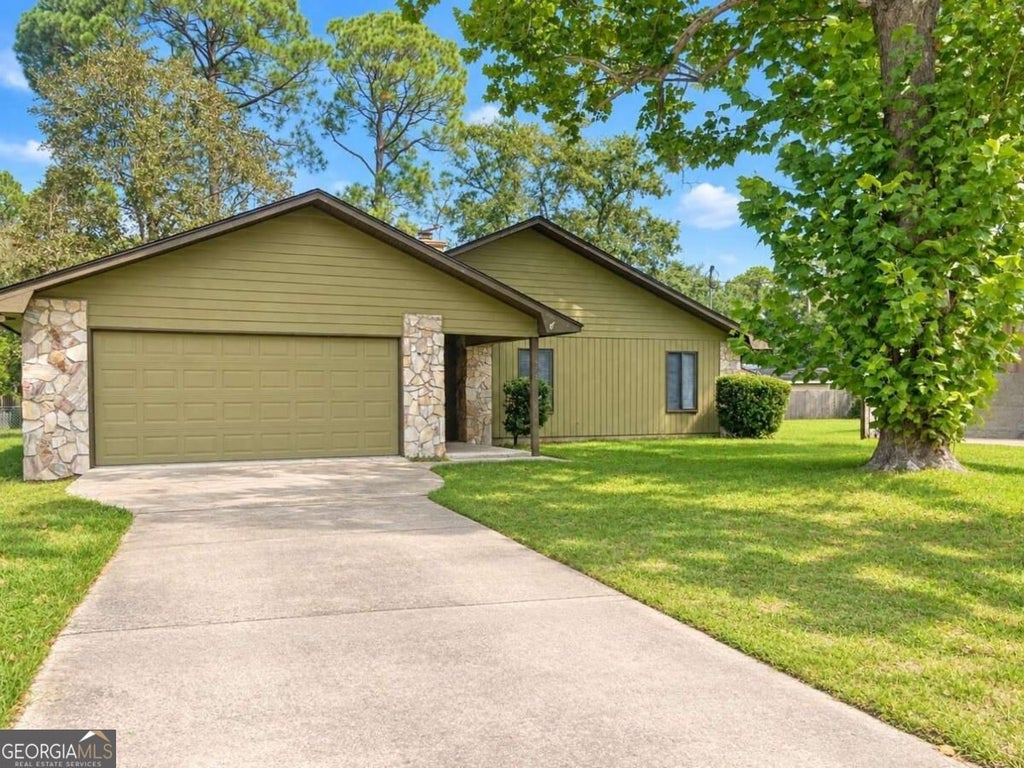 Photo of 413 Palmetto Street, St. Marys, GA 31558 (MLS # 10848688)