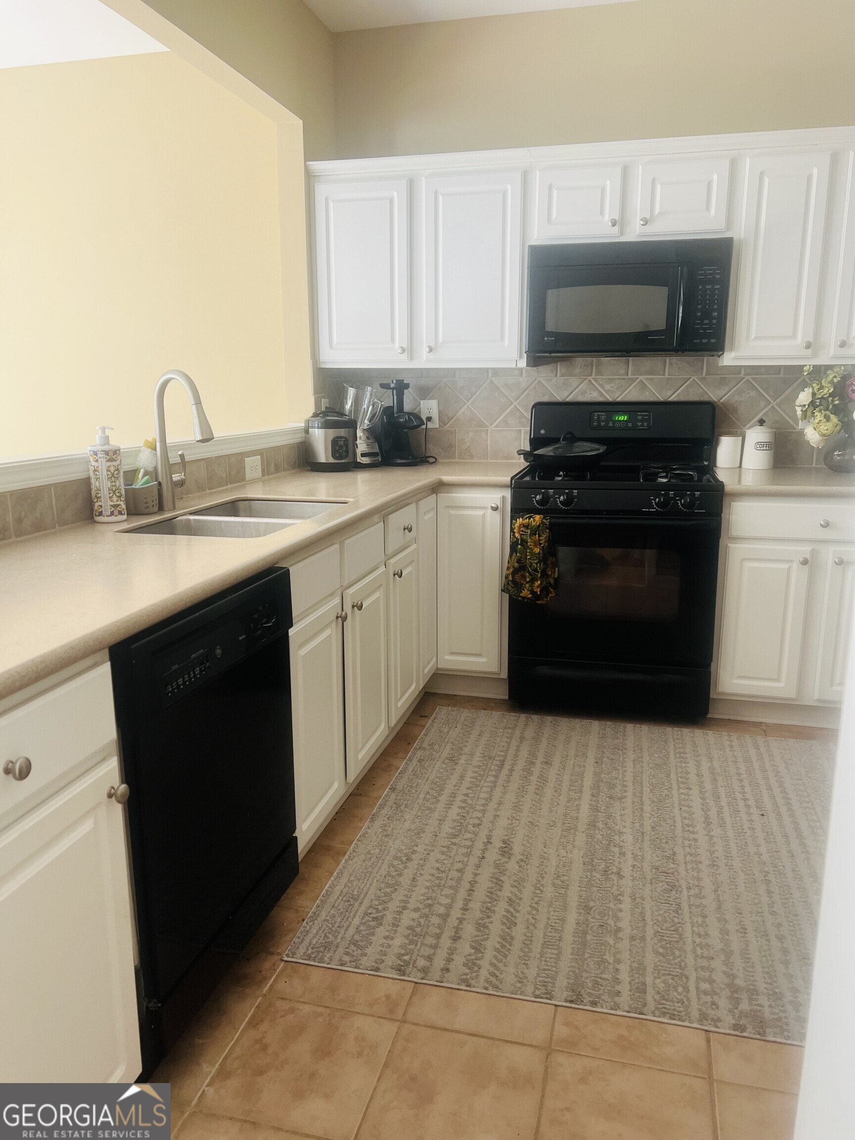 Bellsmith Regency - Residential