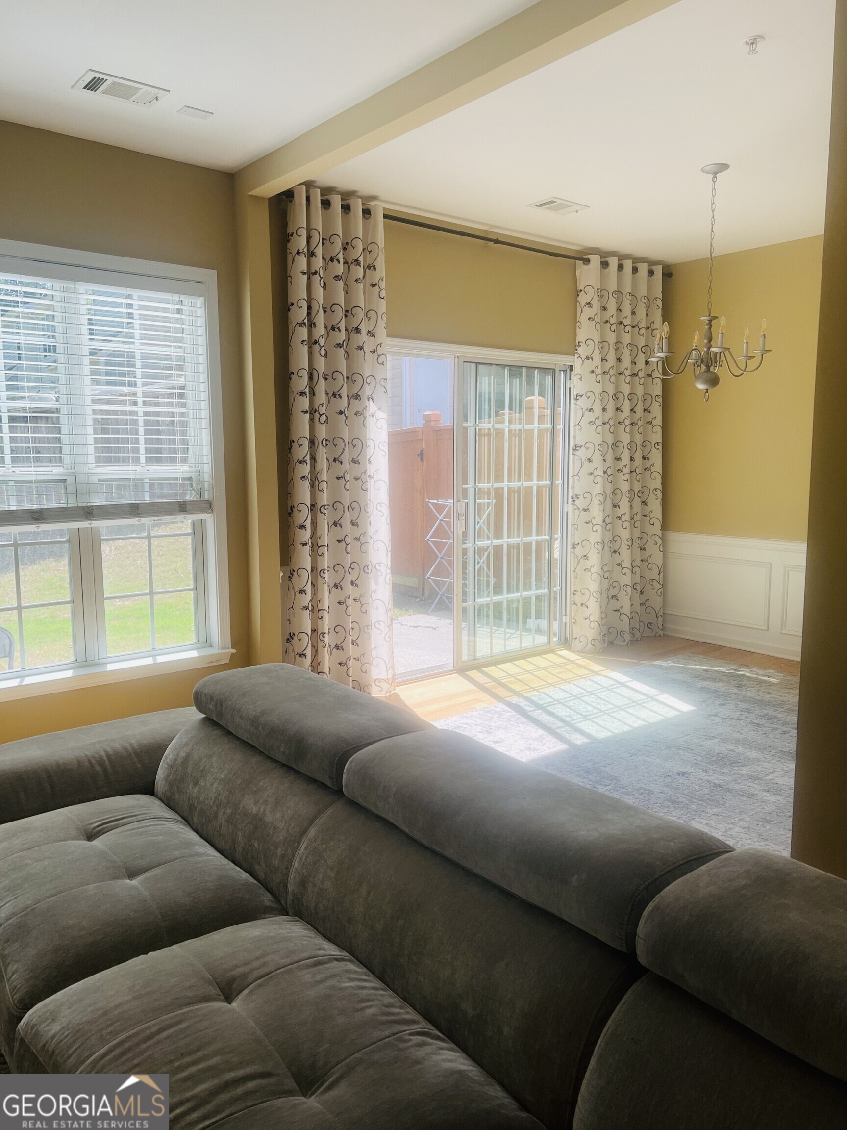 Bellsmith Regency - Residential