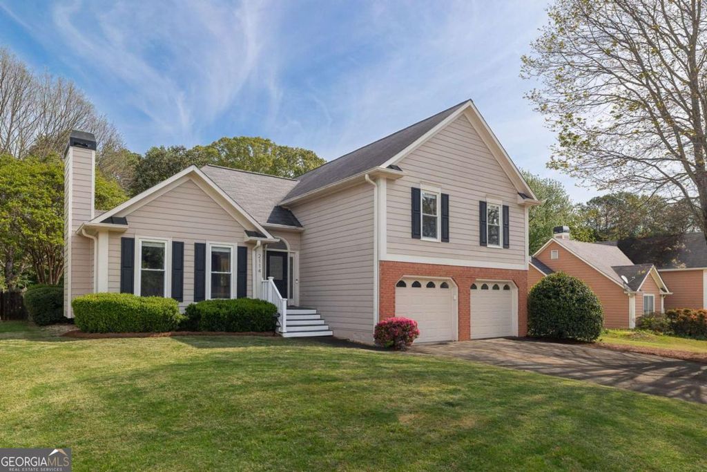 Photo of 2114 Glenellen Drive NW, Kennesaw, GA 30152 (MLS # 10729567)