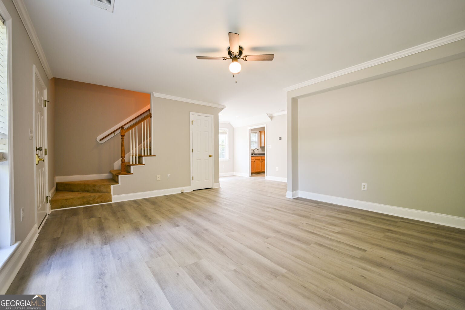 1021 Dash DR