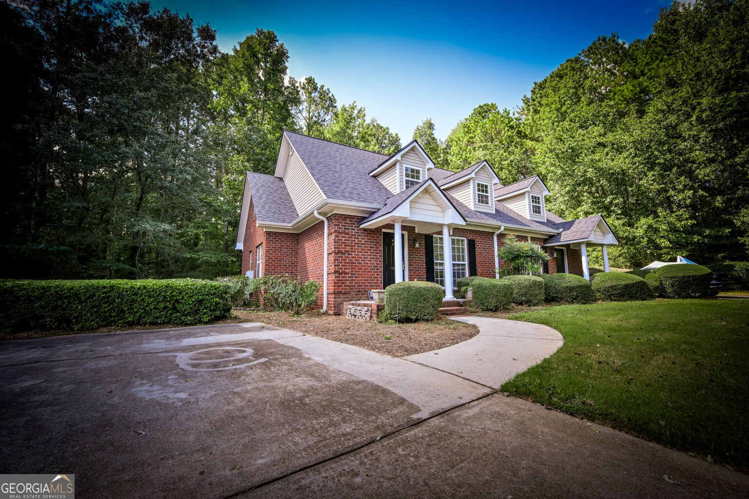 1021 Dash DR