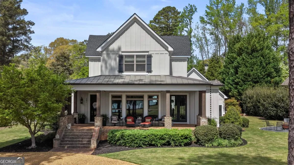 101 Hawks Ridge
