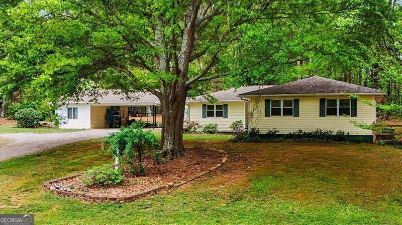 1361 Villa Rica RD