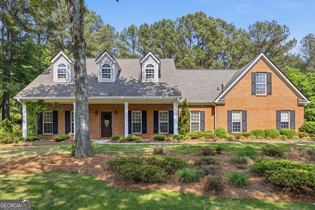Photo of 45 Hillsborough Court, Sharpsburg, GA 30277 (MLS # 10739934)