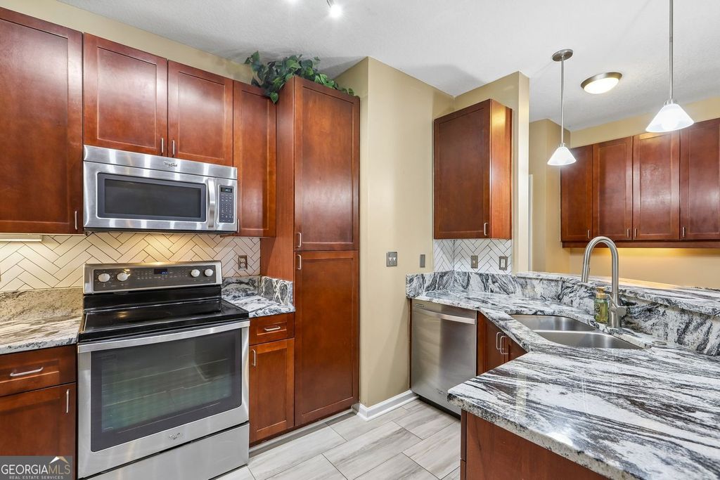 Photo of 400 17th Street NW #1233, Atlanta, GA 30363 (MLS # 10755610)