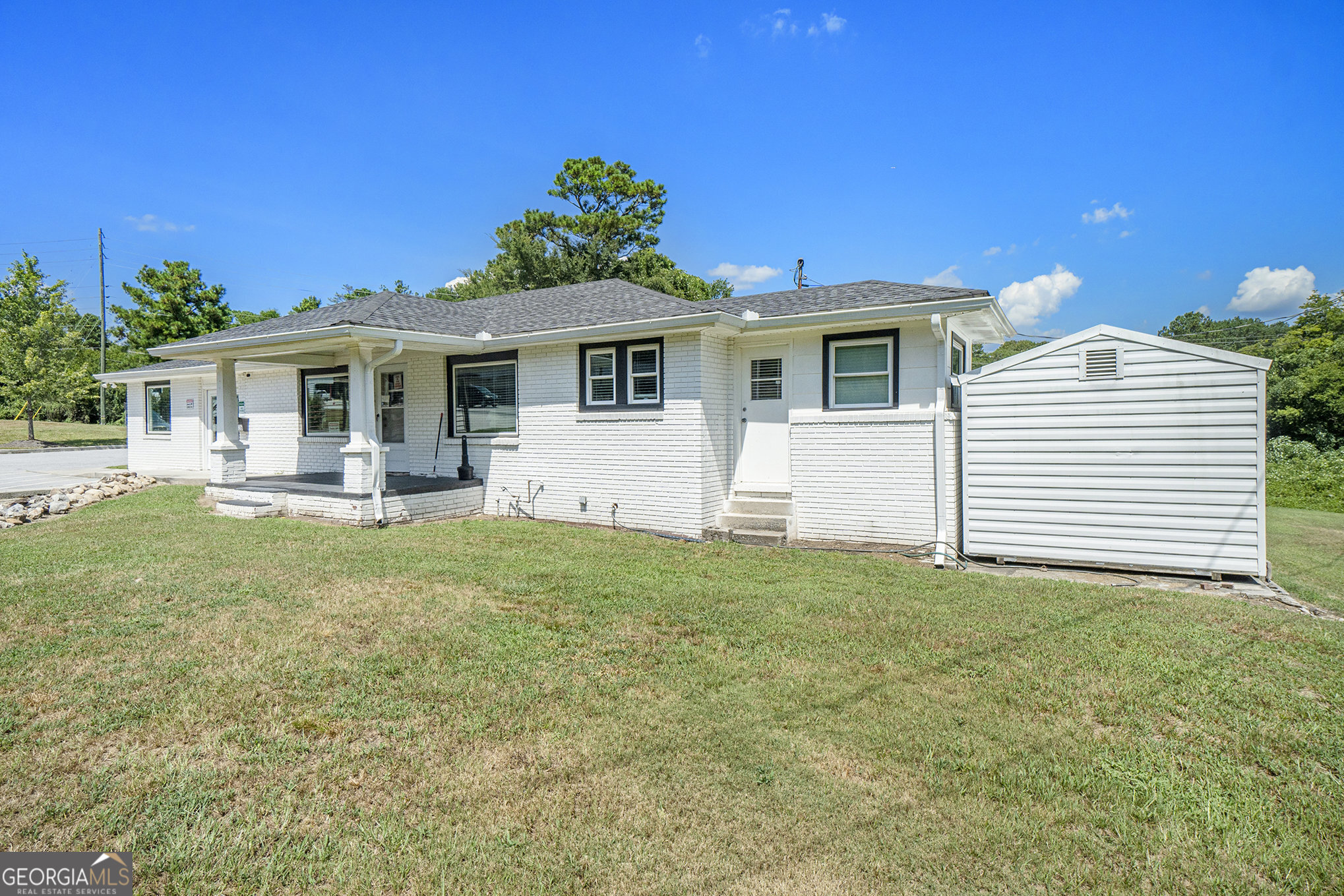 7336 Lee RD