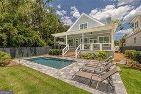 311 Peachtree ST St. Simons GA 31522