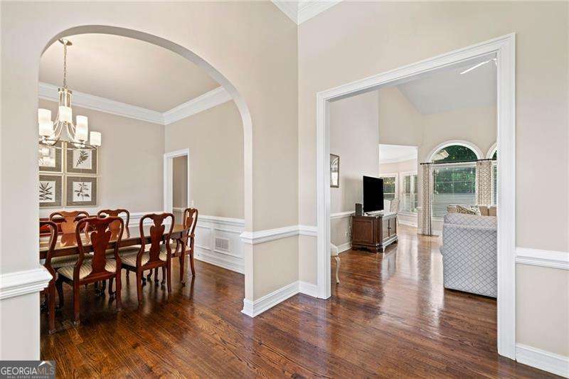 997 Thousand Oaks BND NW