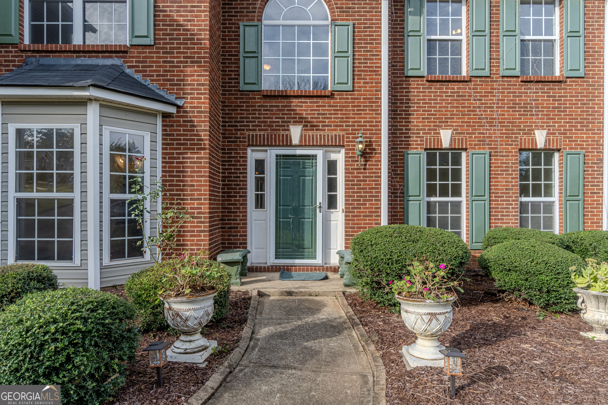 395 PAPER MILL DR