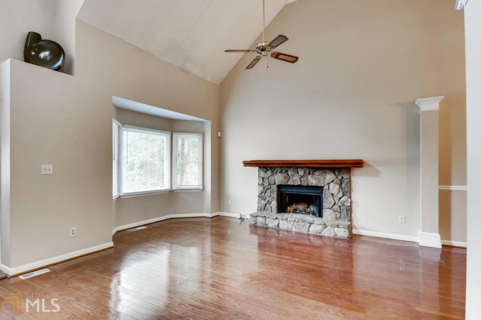 Cambria Hills - Residential Lease