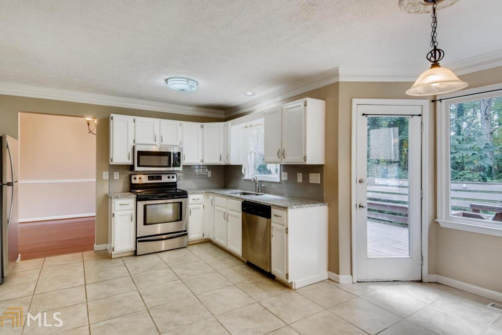 Cambria Hills - Residential Lease