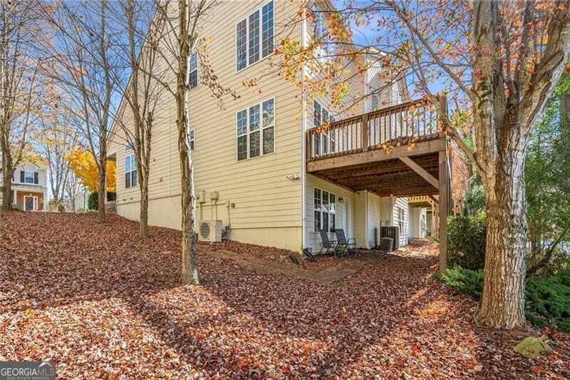 Townhomes at Eastlake Summergrove - Residential