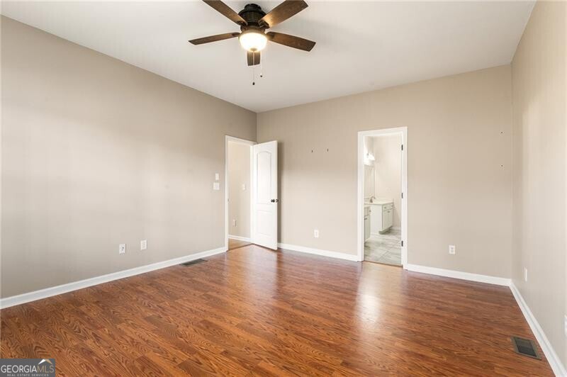 Townhomes at Eastlake Summergrove - Residential