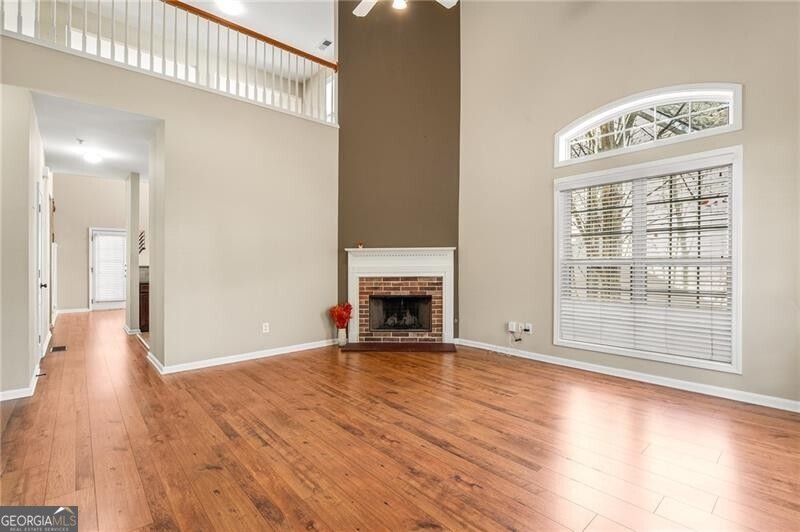 Townhomes at Eastlake Summergrove - Residential