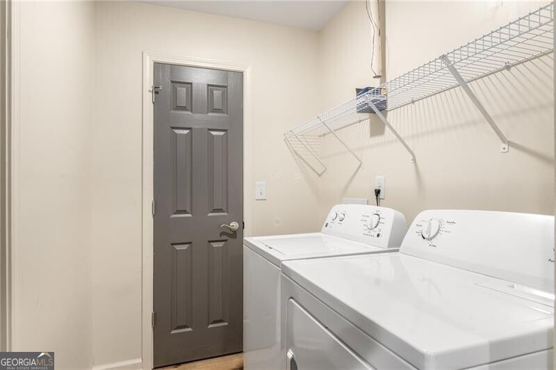 Townhomes at Eastlake Summergrove - Residential