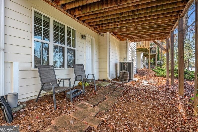 Townhomes at Eastlake Summergrove - Residential