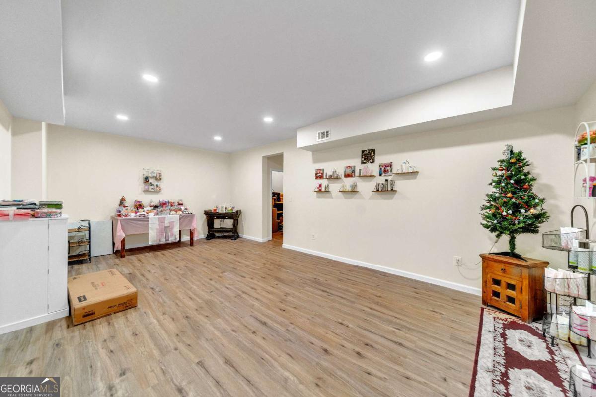 Gunnerson Point - Residential