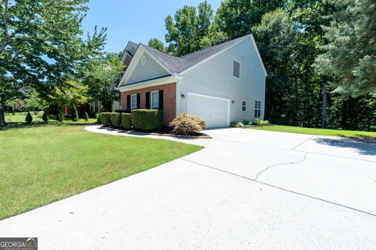 2238 Saint Albans PL