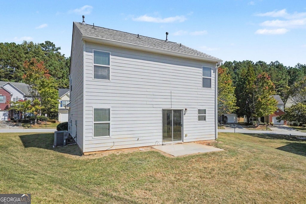 Photo of 9464 Lakeview Road, Union City, GA 30291 (MLS # 10857005)