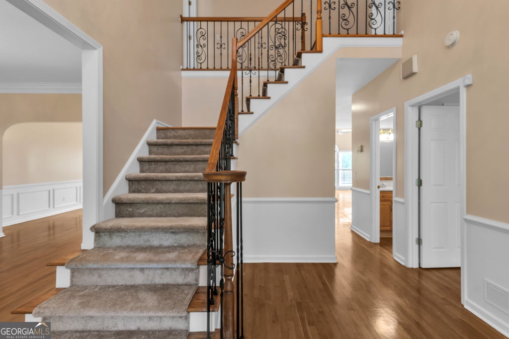 Photo of 915 Chipley Court, Marietta, GA 30062 (MLS # 10818005)